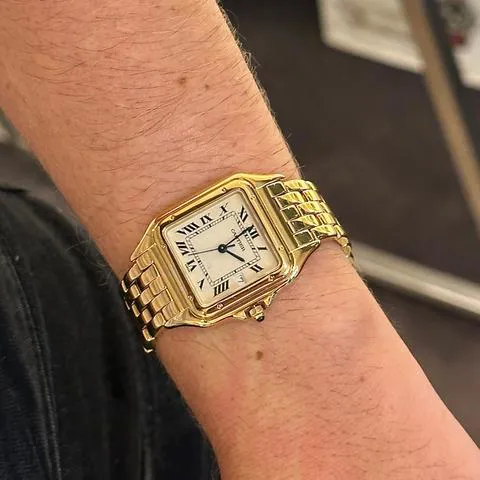 Cartier Panthère 8839 28mm Yellow gold White 9