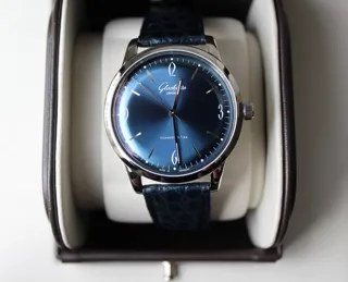 Glashütte Sixties 1-39-52-06-02-04 39mm Stahl Blue