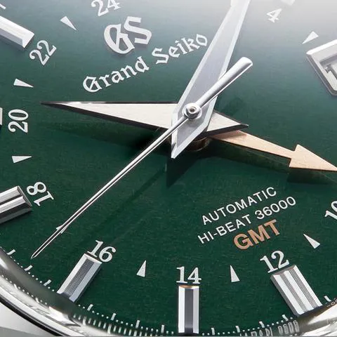 Grand Seiko Elegance SBGJ251 39.5mm Stainless steel Green 2