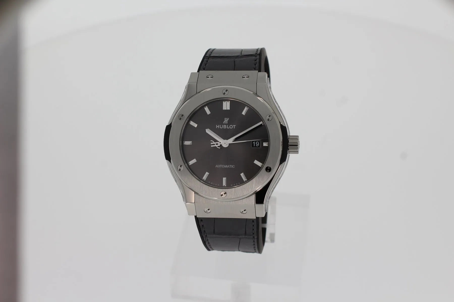 Hublot Classic Fusion 542.NX.7071.LR 42mm Titanium Gray