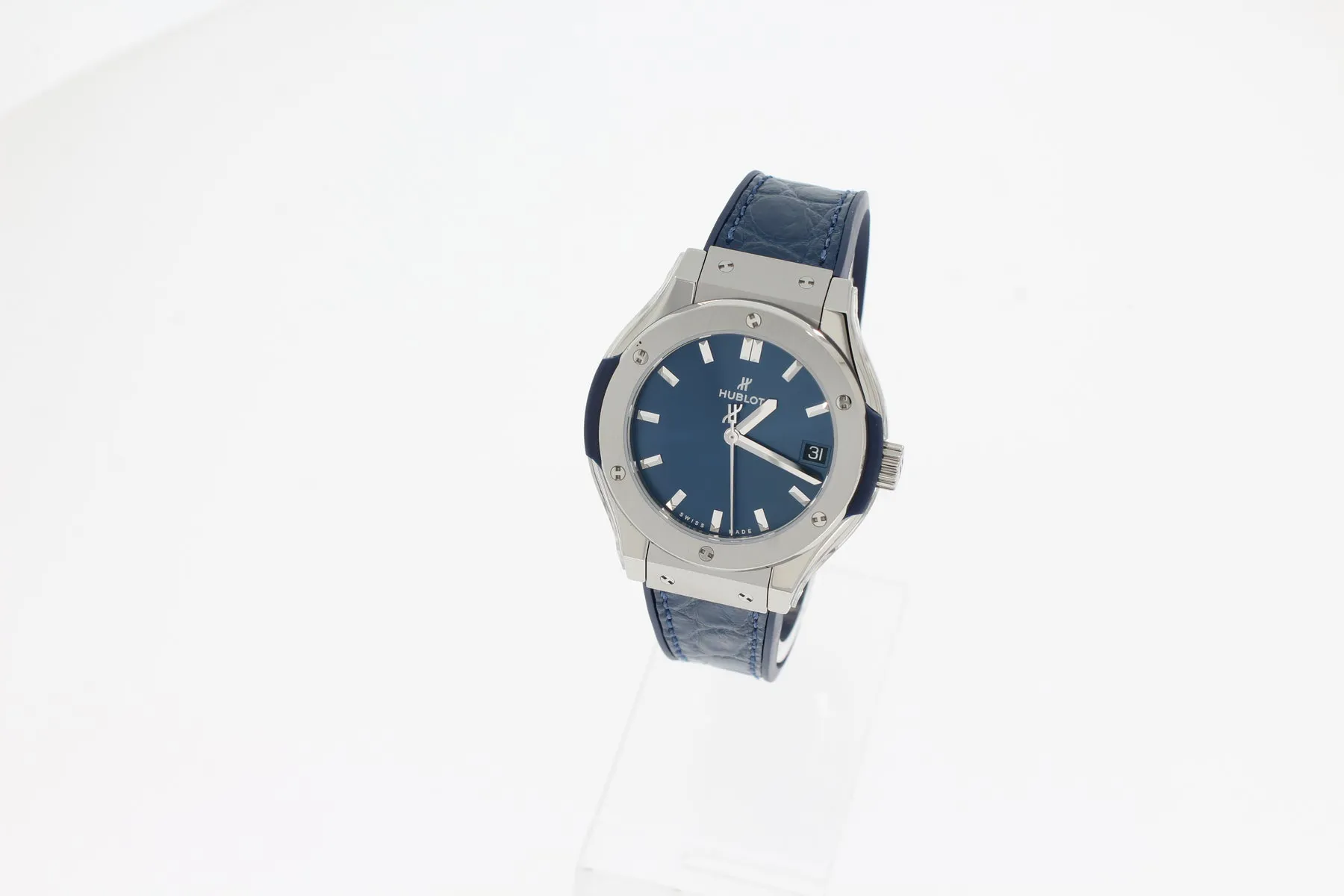 Hublot Classic Fusion Blue 581.NX.7170.LR 33mm Titan Blue 1