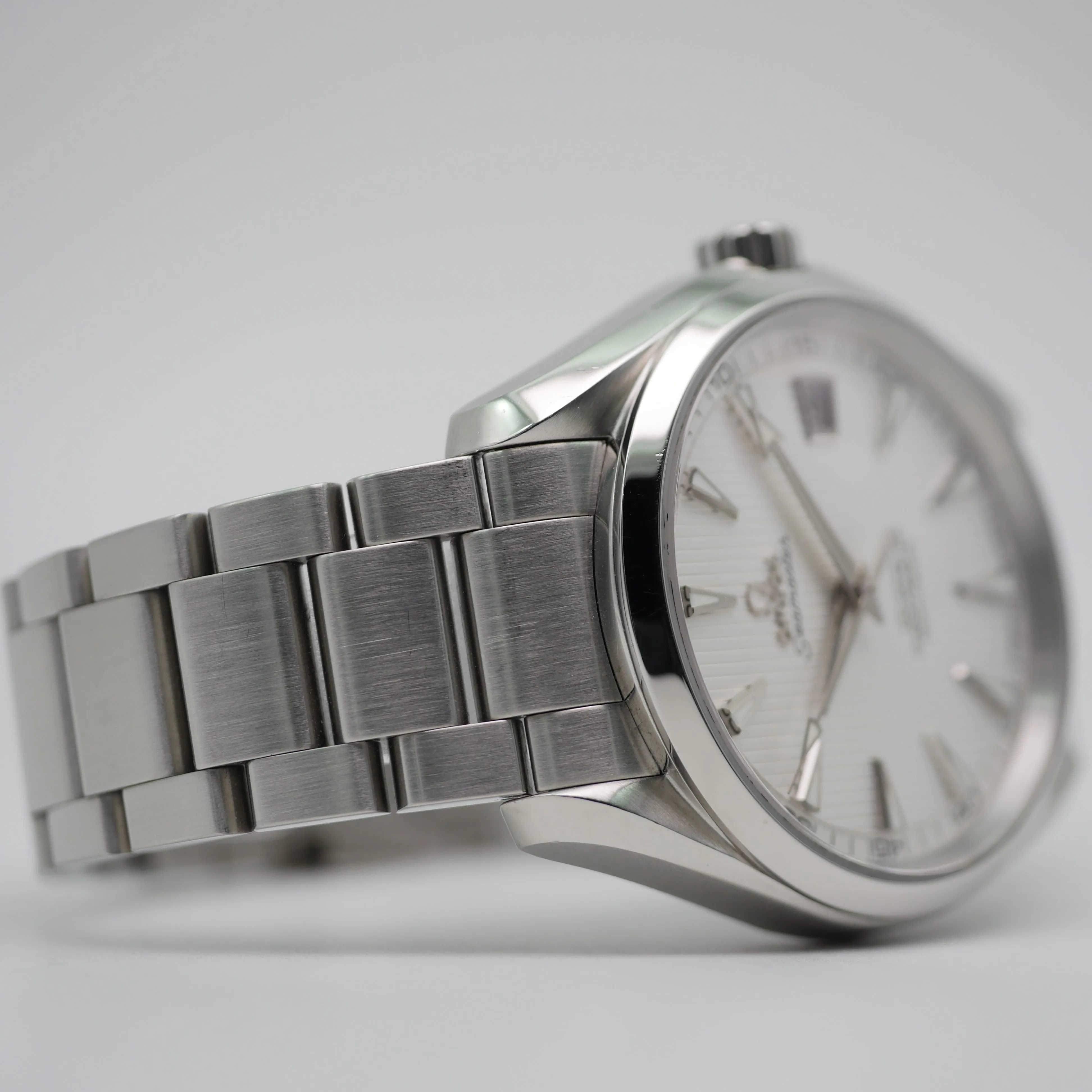 Omega Aqua Terra 231.10.42.21.02.001 Stainless steel Silver 3