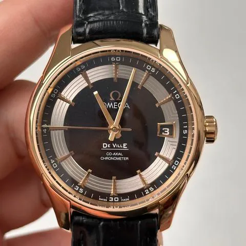 Omega De Ville Hour Vision 431.63.41.21.13.001 41mm Rose gold Brown