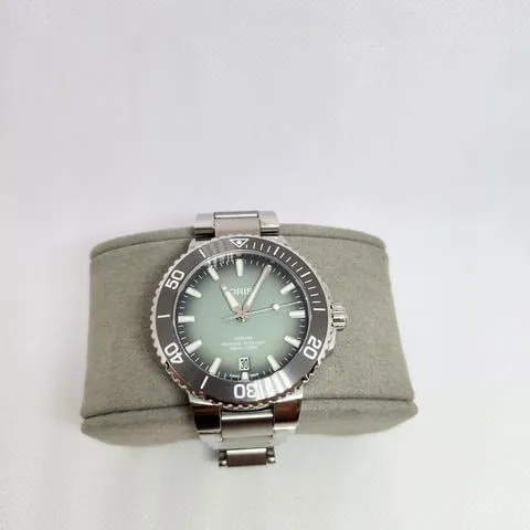 Oris Aquis 01 733 7732 4137-07 8 21 05PEB 39.5mm Green 2