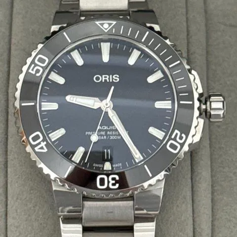 Oris Aquis Date 01 733 7732 4134-07 8 21 05PEB 39.5mm Stainless steel Black 11