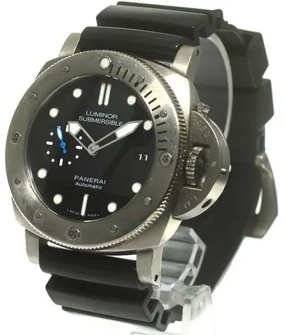 Panerai Submersible PAM 01305 47mm Titanium Black 2