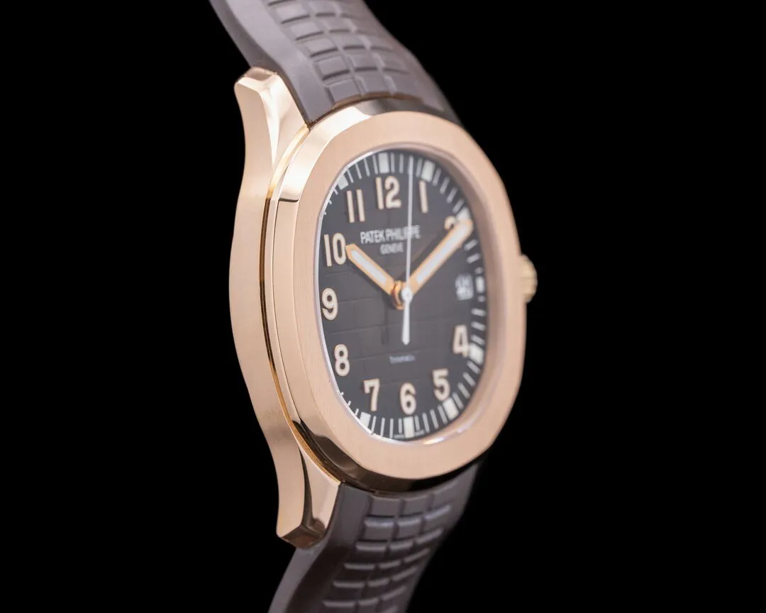 Patek Philippe Aquanaut 5167R-001 40mm Rose gold Brown 1