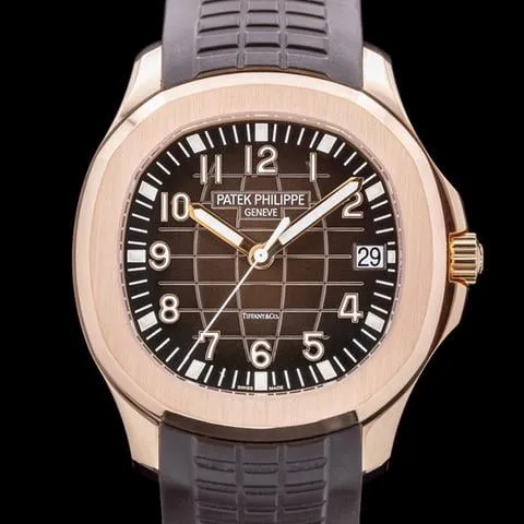 Patek Philippe Aquanaut 5167R-001 40mm Rose gold Brown