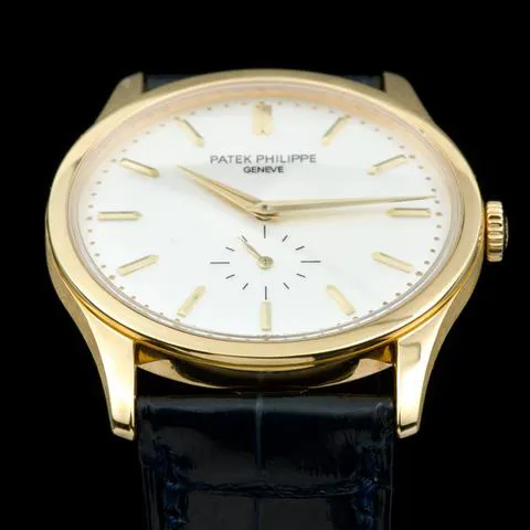 Patek Philippe Calatrava 5196j 37mm Yellow gold patina 6