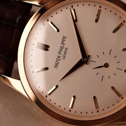 Patek Philippe Calatrava 5196j 37mm Yellow gold Weiß, 2