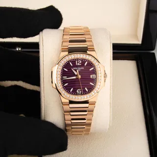 Patek Philippe Nautilus 7010/1R-013 Rose gold Purple