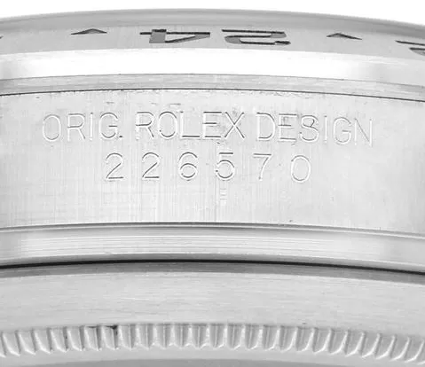 Rolex Explorer II 226570 42mm Stainless steel White 3