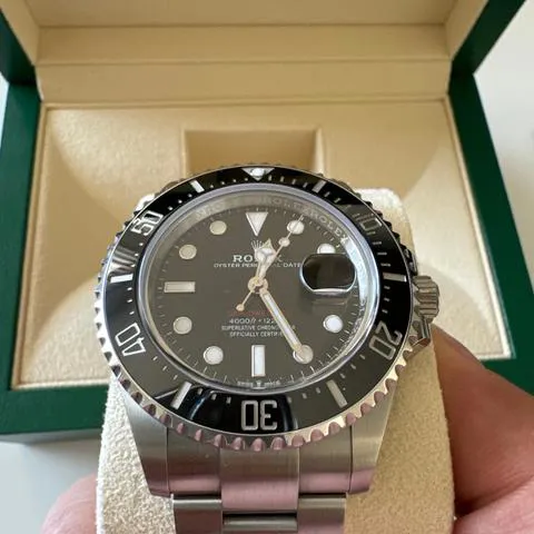 Rolex Sea-Dweller 126600 43mm Stainless steel Black