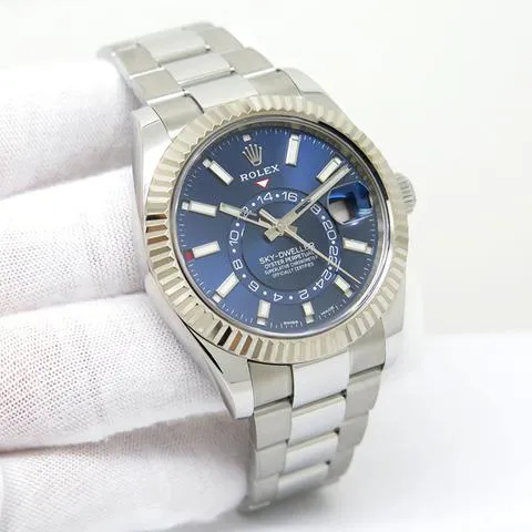 Rolex Sky-Dweller 326934 42mm Stainless steel Blue