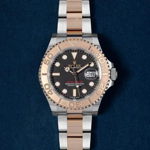 Rolex Yacht-Master 40 126621 40mm Rose gold Black