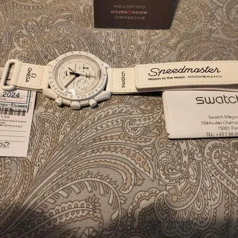 Swatch Moonswatch SO33W700 42mm Ceramic White