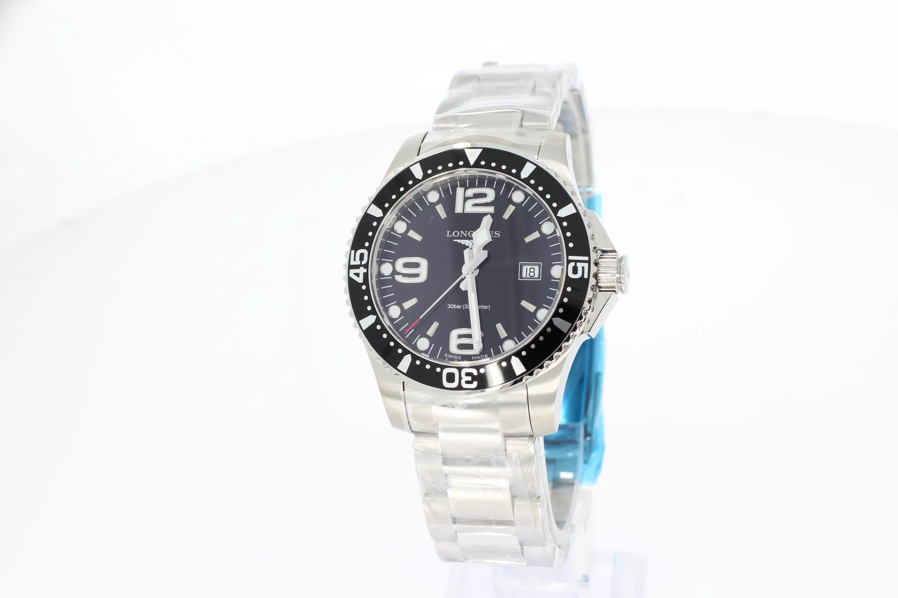 Longines HydroConquest L3.730.4.56.6 39mm Stahl Black