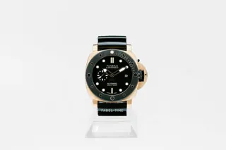 Panerai Special Editions PAM 01070 Yellow gold Black