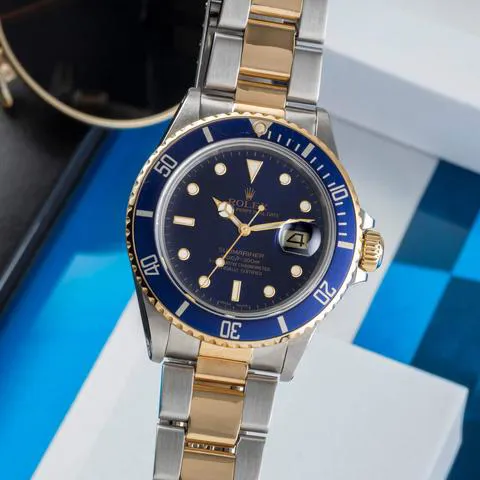 Rolex Submariner 16803 40mm Yellow gold and Stainless steel Blue