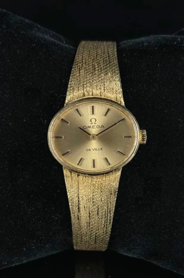 Omega De Ville 23mm 18k yellow gold Gold