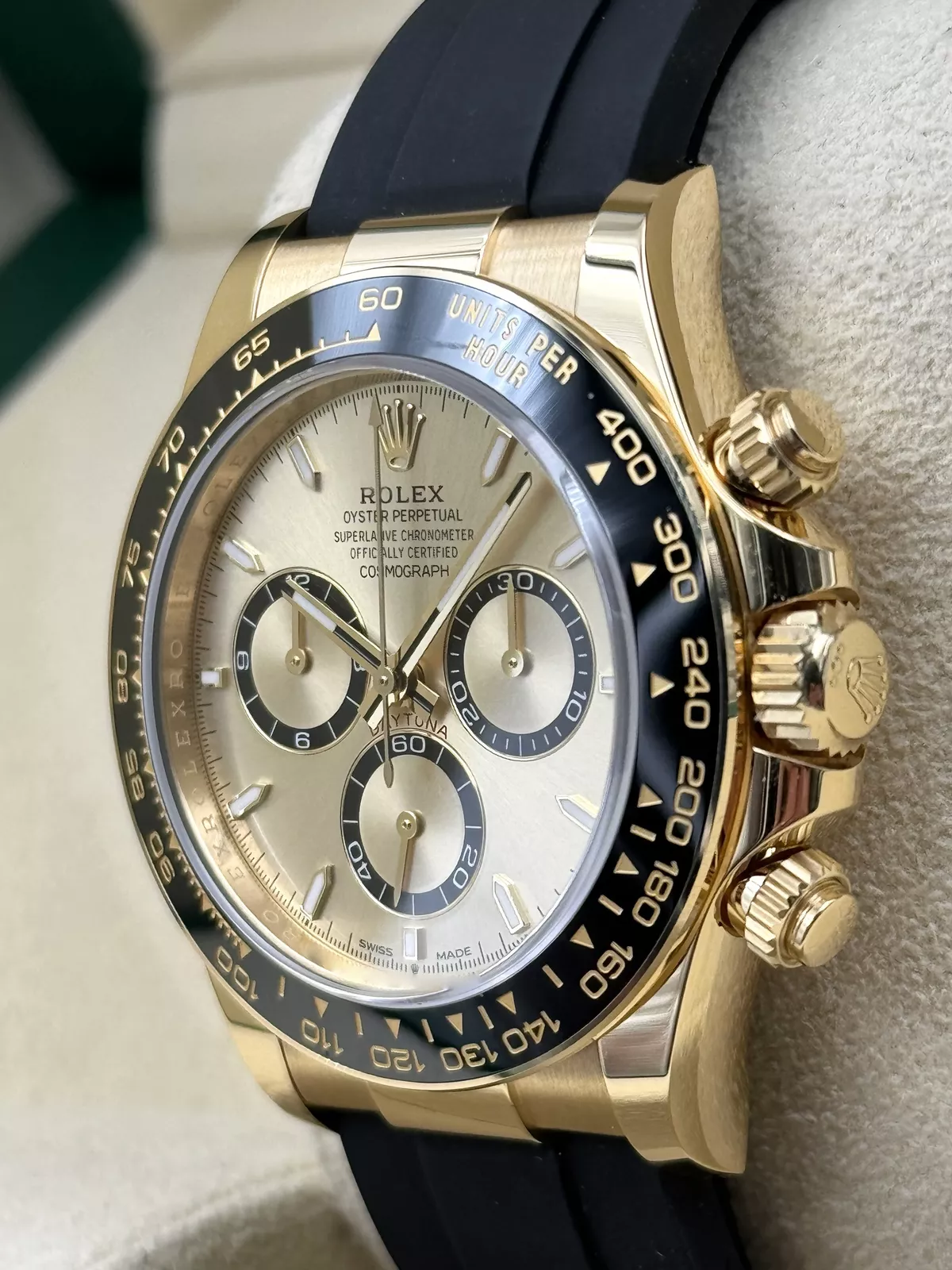 Rolex Daytona 126518ln 40mm Yellow gold Champagne 3