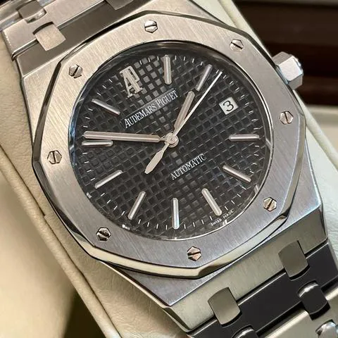 Audemars Piguet Royal Oak 15300ST.OO.1220ST.03 39mm Stainless steel Black