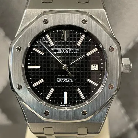 Audemars Piguet Royal Oak 15300ST.OO.1220ST.03 39mm Stainless steel Black 1