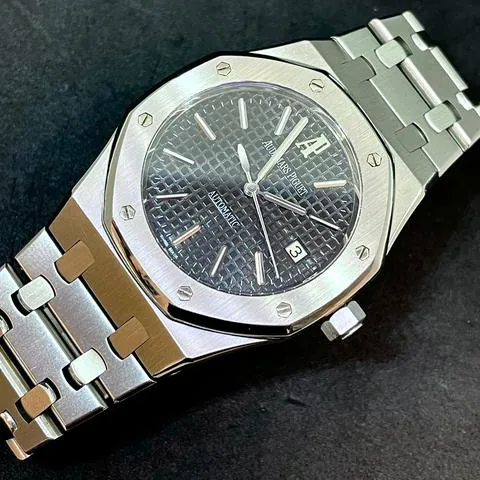 Audemars Piguet Royal Oak 15300ST.OO.1220ST.03 39mm Stainless steel Black 9