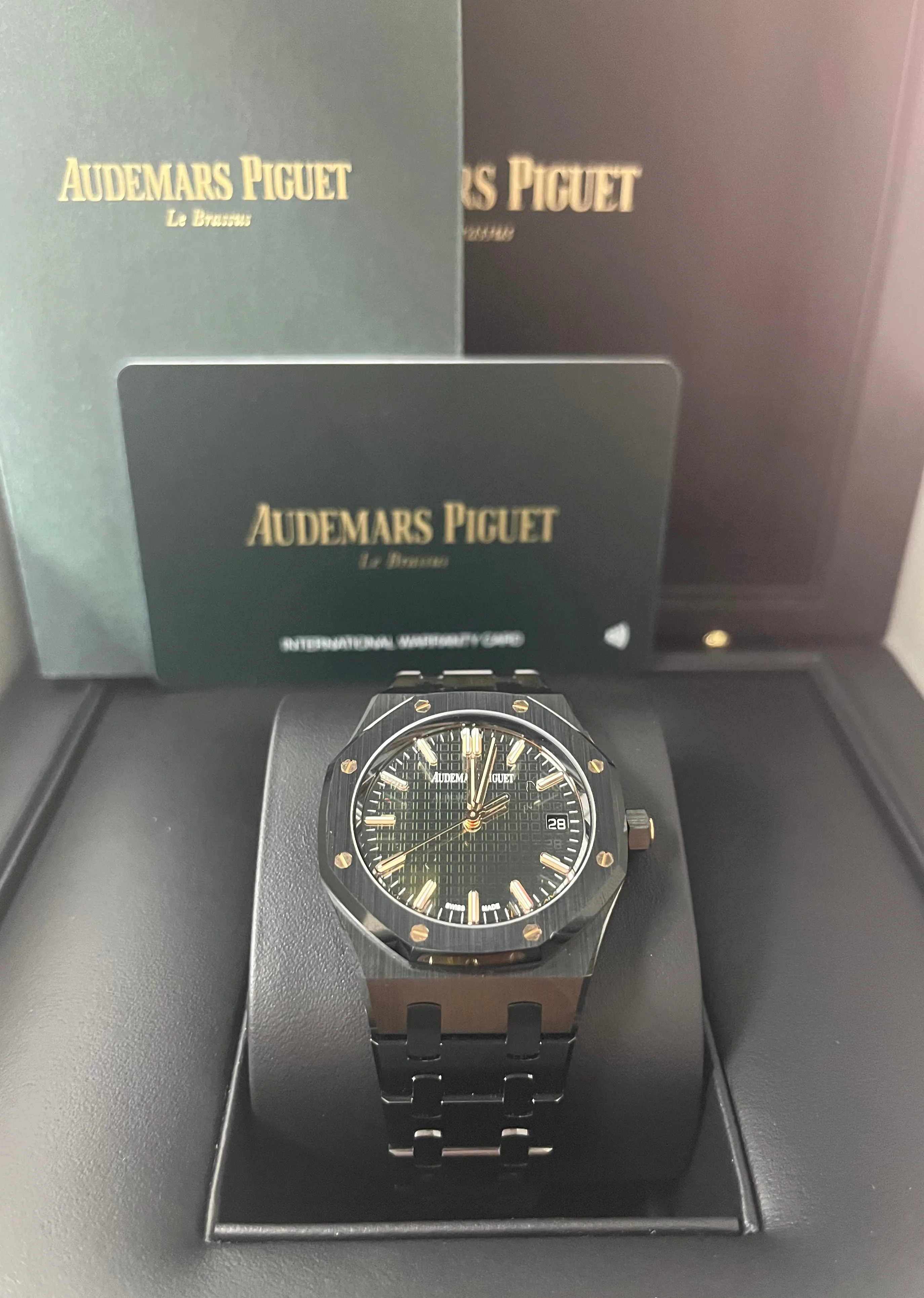 Audemars Piguet Royal Oak 77350CE.OO.1266CE.02.A 34mm Ceramic Black 1