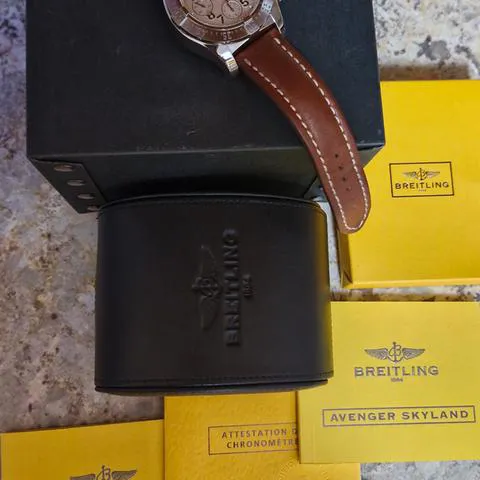 Breitling Avenger A13380 45mm 5