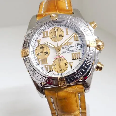 Breitling Cockpit B13358 39mm Yellow gold and Stainless steel Mother-of-pearl