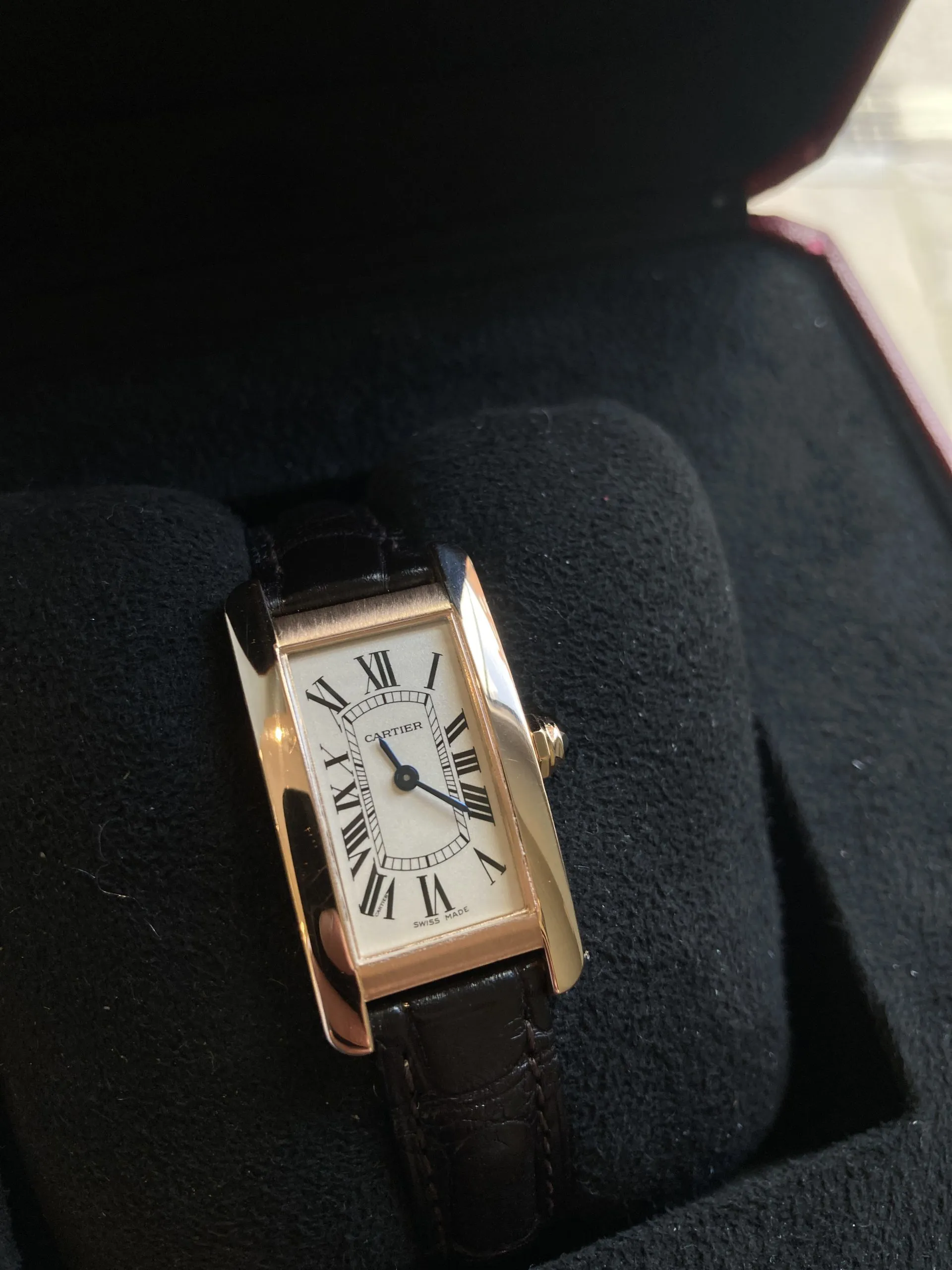 Cartier Tank Américaine . 1031905X Rose gold