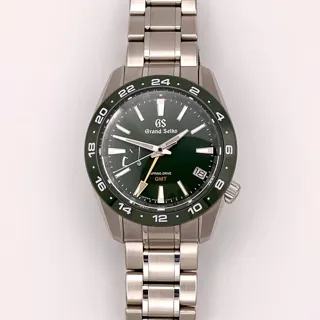 Grand Seiko Sport SBGE257 Stainless steel Green