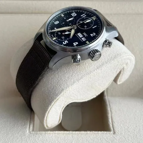 IWC Pilot IW387901 41mm Stainless steel Black 2