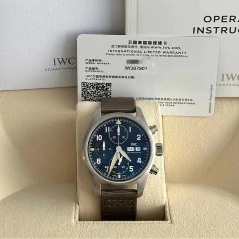 IWC Pilot IW387901 41mm Stainless steel Black 5