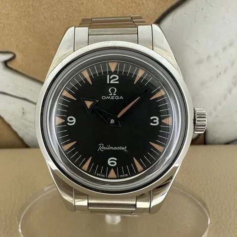 Omega Railmaster 220.10.38.20.01.002 38mm Stainless steel Black