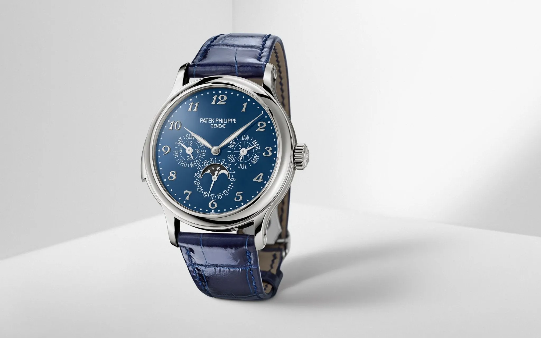 Patek Philippe Minute Repeater Perpetual Calendar 5374 42mm White gold Blue 13