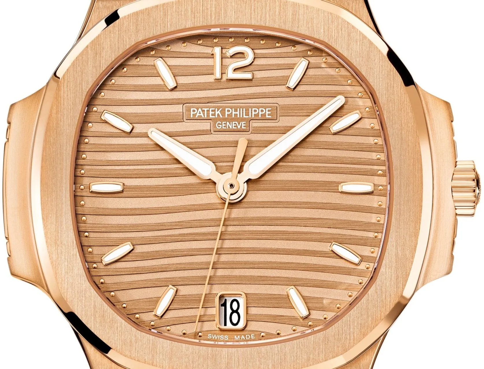 Patek Philippe Nautilus 7118/1R-010 35mm Rose gold Brown 1