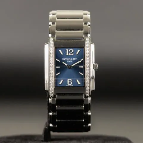 Patek Philippe Twenty~4 4910/1200A 25.1mm Stainless steel Blue