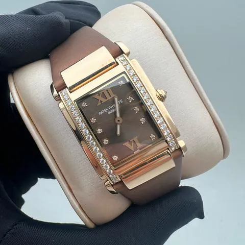 Patek Philippe Twenty~4 4920R-10 30mm Rose gold 1