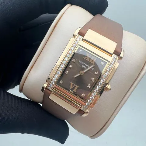 Patek Philippe Twenty~4 4920R-10 30mm Rose gold 2