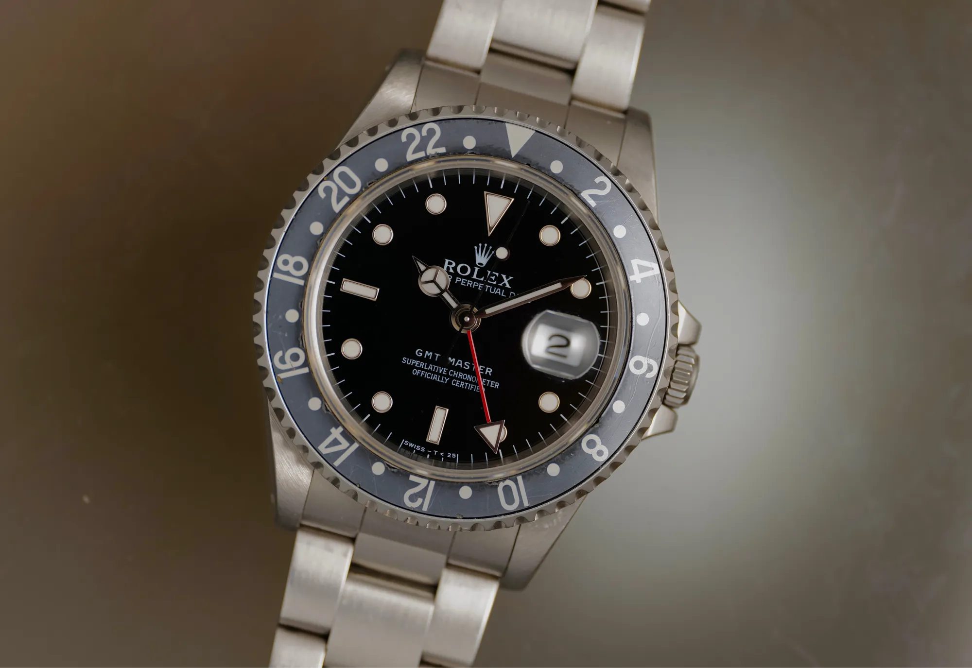 Rolex GMT-Master 16700 40mm Cream 2