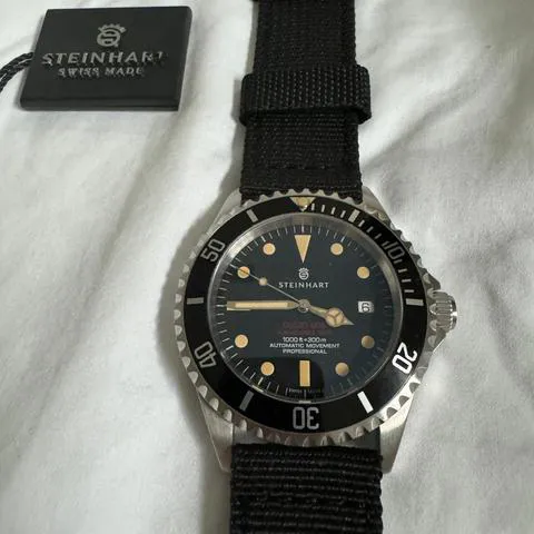 Steinhart Ocean 1 42mm Stainless steel Black