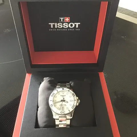 Tissot Seastar T120.210.11.011.00 36mm Stainless steel White