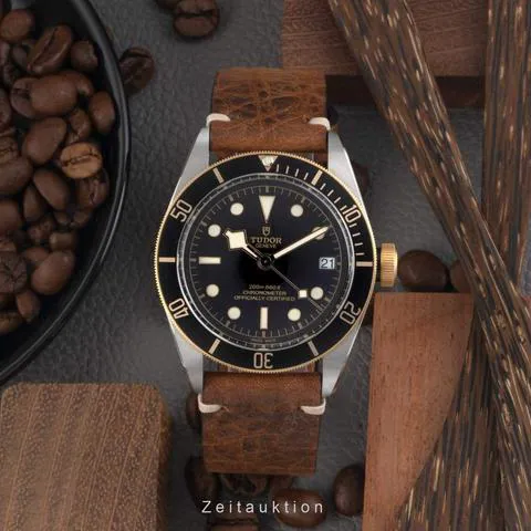 Tudor Black Bay 79733N 41mm Yellow gold and Stainless steel Black 2