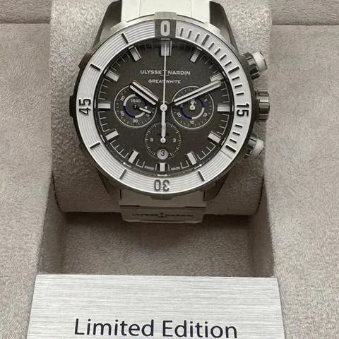 Ulysse Nardin Diver Chronograph 1503-170LE-1A-GW/3A 44mm Titanium Gray