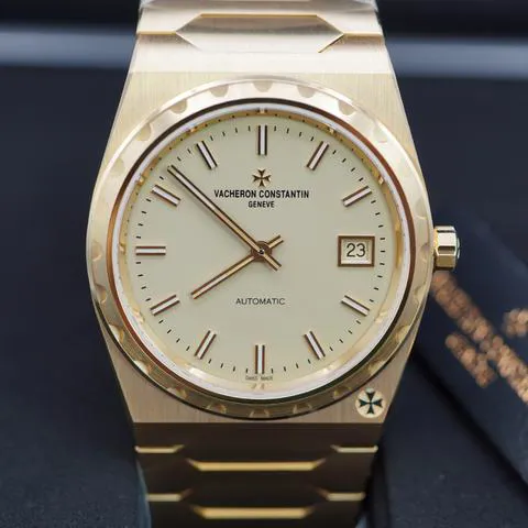 Vacheron Constantin Historiques 4200H/222J-B935 37mm Yellow gold Champagne