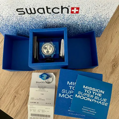 Swatch Moonswatch 42mm White 1