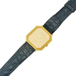 Baume & Mercier Yellow gold Golden