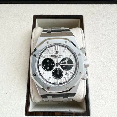 Audemars Piguet Royal Oak 26331ST.OO.1220ST.03 41mm Stainless steel Silver